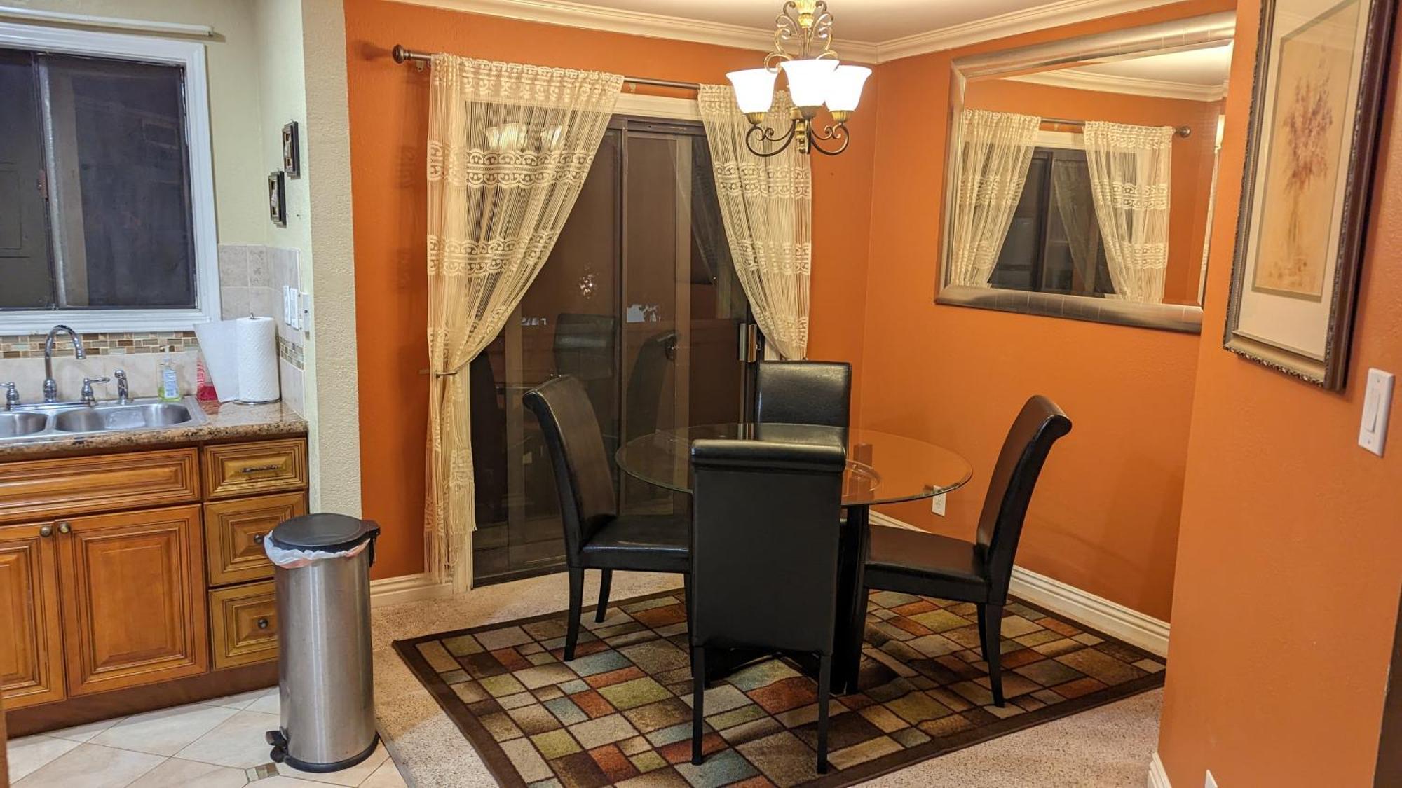 סאניוייל Spacious 2 Bedroom 2 Bath Condo In The Heart Of Silicon Valley מראה חיצוני תמונה